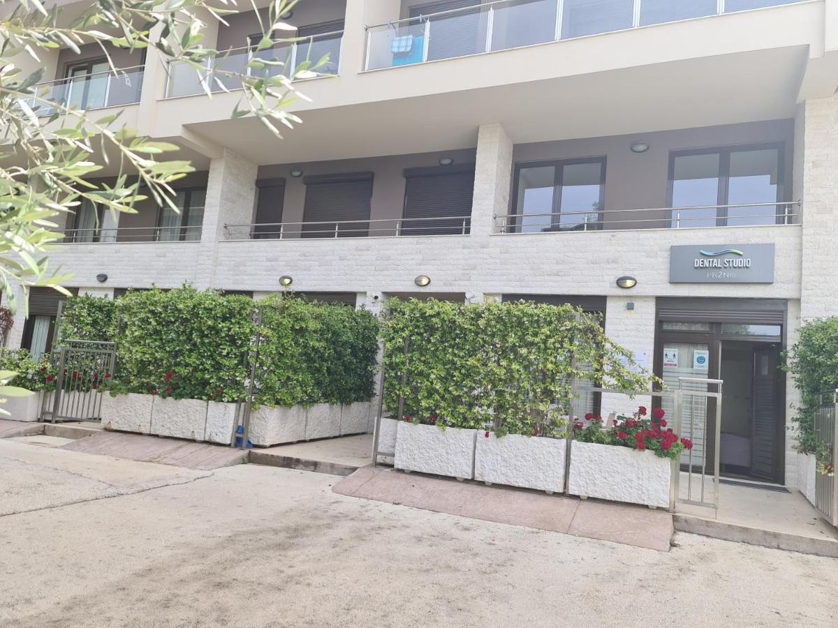 Apartmán Langust - Free Parking Sveti Stefan Exteriér fotografie